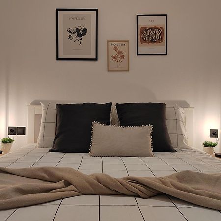 Cosy House With Garden Appartement Volos Buitenkant foto