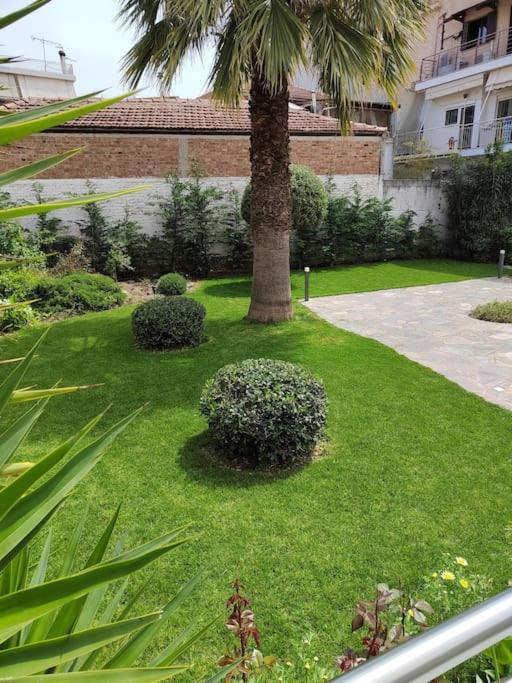 Cosy House With Garden Appartement Volos Buitenkant foto