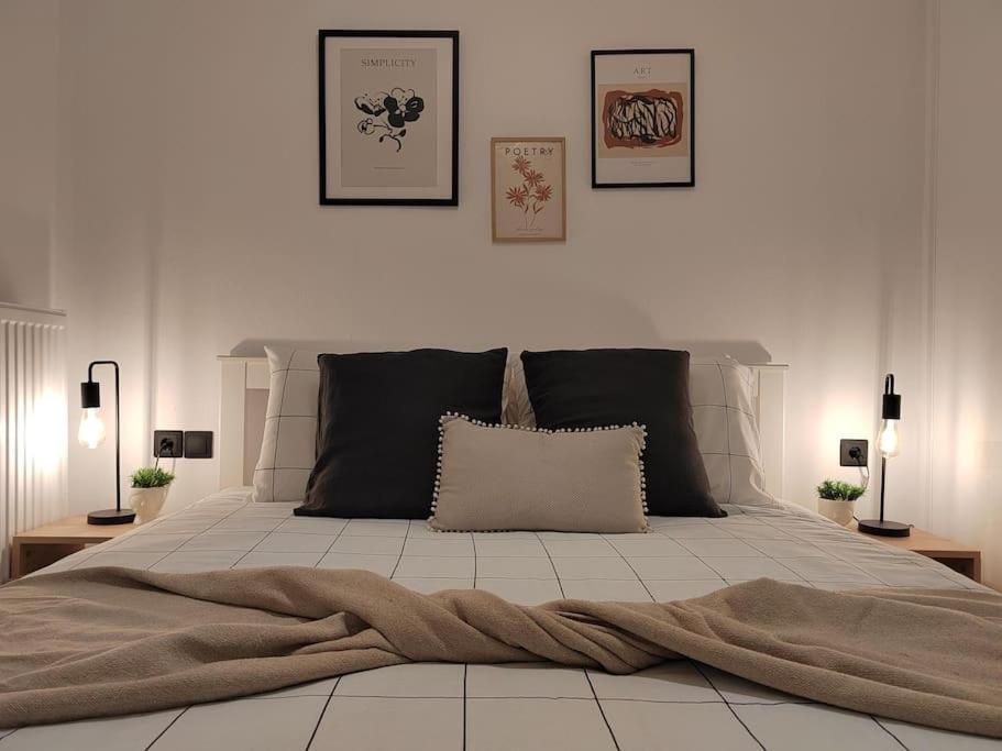 Cosy House With Garden Appartement Volos Buitenkant foto