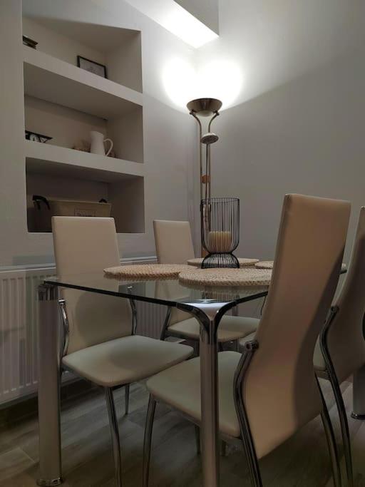 Cosy House With Garden Appartement Volos Buitenkant foto