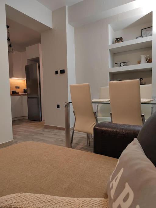Cosy House With Garden Appartement Volos Buitenkant foto