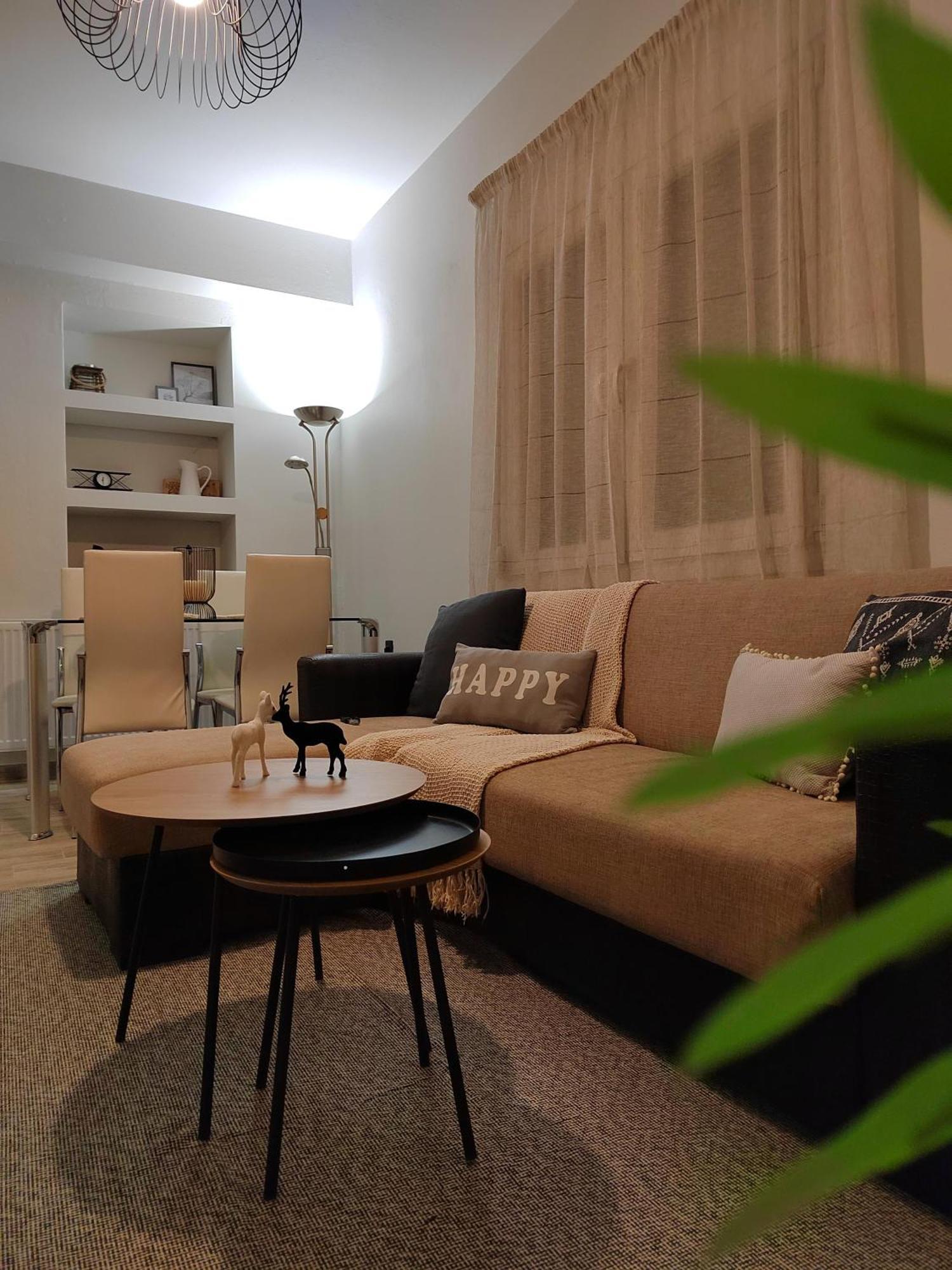 Cosy House With Garden Appartement Volos Buitenkant foto