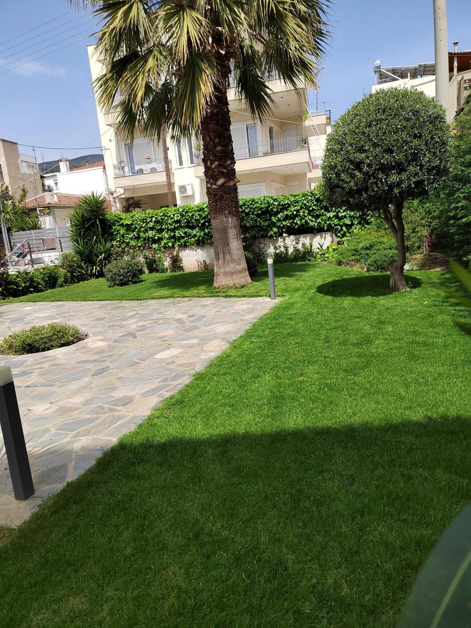 Cosy House With Garden Appartement Volos Buitenkant foto